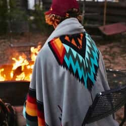 Slowtide Valen Blanket