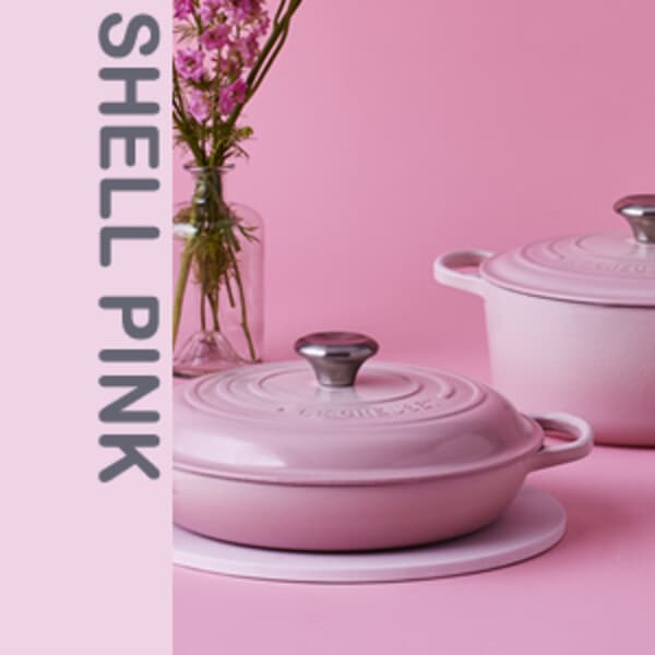 Le Creuset Enameled Cast Iron Heart Skillet | Shell Pink