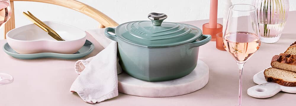 Le Creuset   Le Creuset Heart Collection