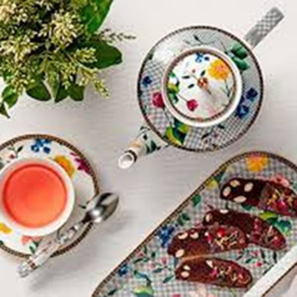 Maxwell Williams Tea and C Contessa