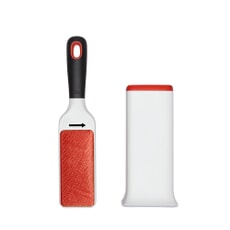 OXO Good Grips Furlifter Garment Brush