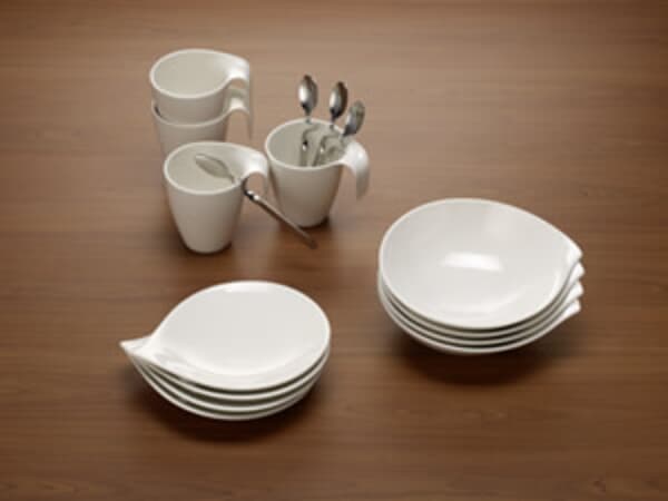 Villeroy and Boch Flow 16 Piece Breakfast Set
