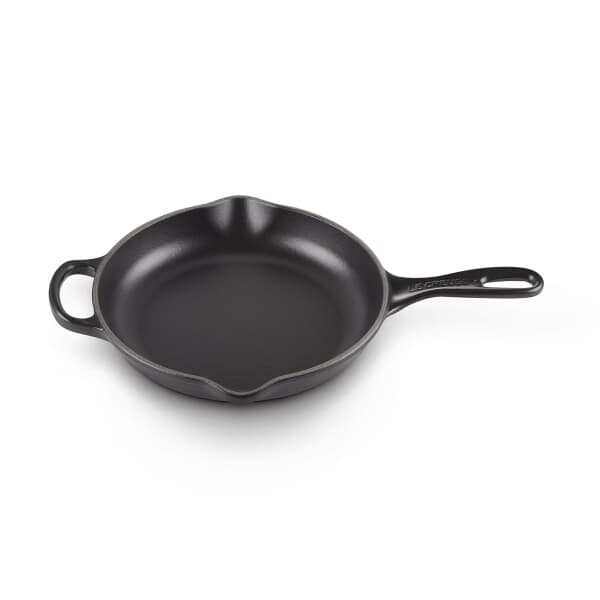 Le Creuset Signature Cast Iron 23cm Skillet Satin Black