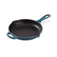 Le Creuset Signature Cast Iron 26cm Round Skillet Deep Teal