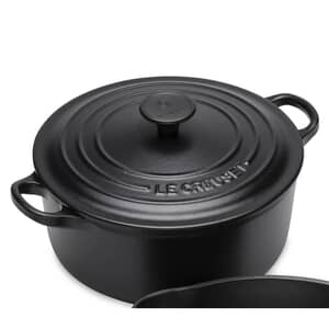Le Creuset Classic Cast Iron 20cm Round Casserole Black