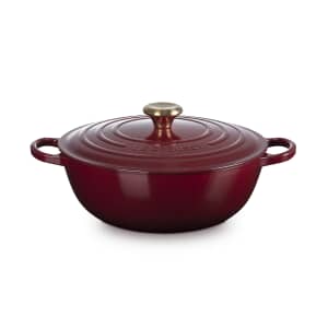 Le Creuset Signature Cast Iron 28cm Soup Pot Garnet