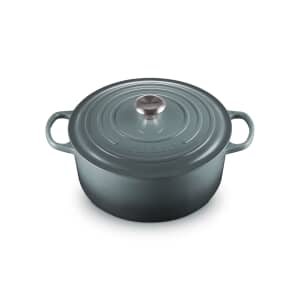 Le Creuset Signature Cast Iron 28cm Round Casserole Ocean
