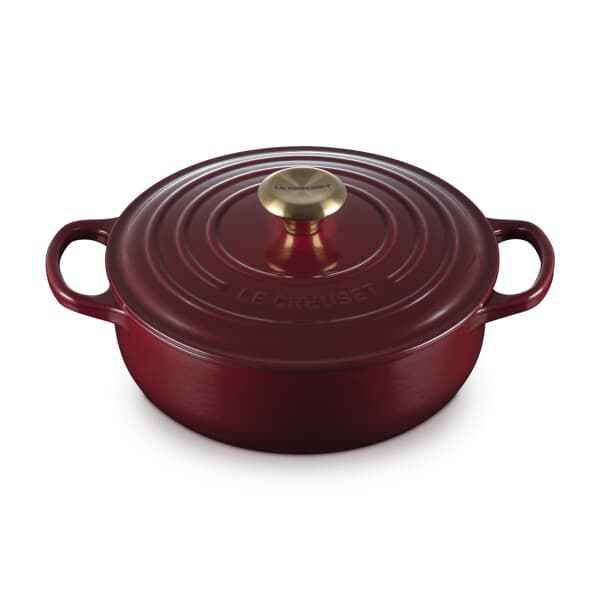 Le Creuset Signature Cast Iron 24cm Sauteuse Garnet