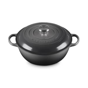 Le Creuset Signature Cast Iron 26cm Stew Pot Flint
