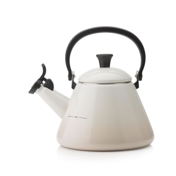 Le Creuset Kone Kettle Meringue