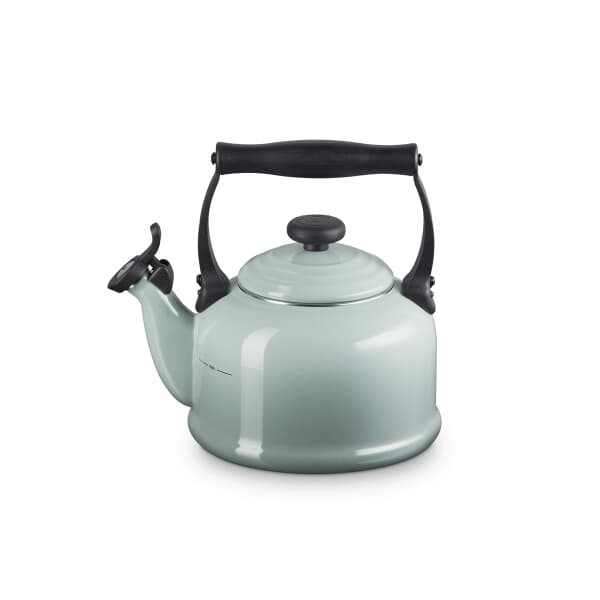 Le Creuset Traditional Kettle Sea Salt