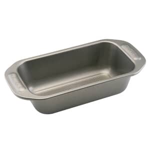 Circulon 9inch x 5inch Loaf Tin