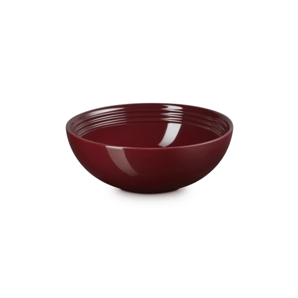 Le Creuset Medium Serving Bowl Garnet