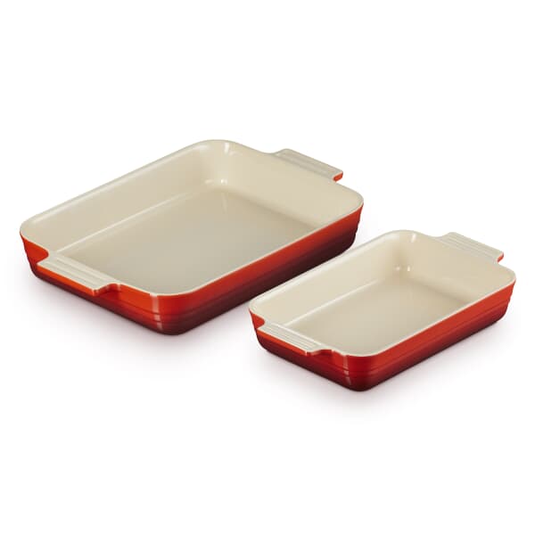 Le Creuset Set Of 2 Baking Dishes 25cm/32cm Cerise