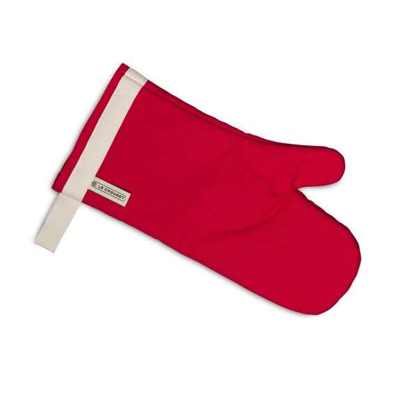 Le Creuset Oven Mitt Red