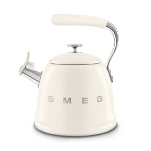 Smeg WKF01CR Whistling Kettle Cream