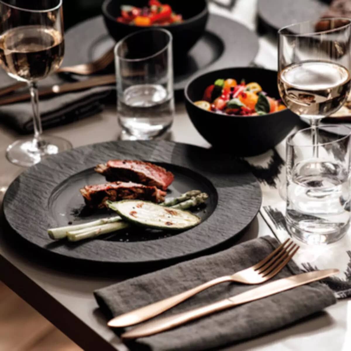 Villeroy and Boch Manufacture Rock Piece Plate Set (1042398152