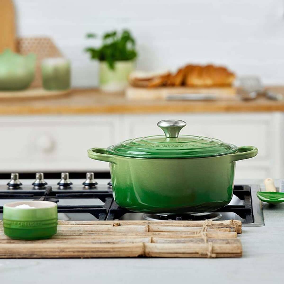 Le Creuset Signature Cast Iron 28cm Round Casserole Bamboo Green