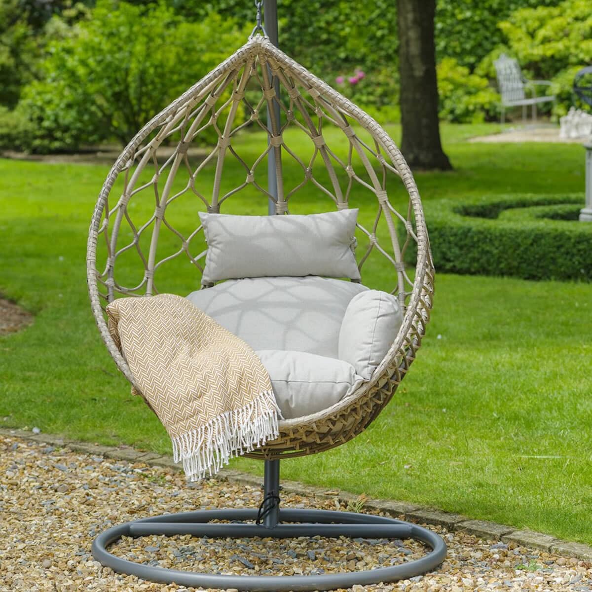 LG Outdoor Lyon Egg Chair - (LYONSET20) - Garden Furniture World