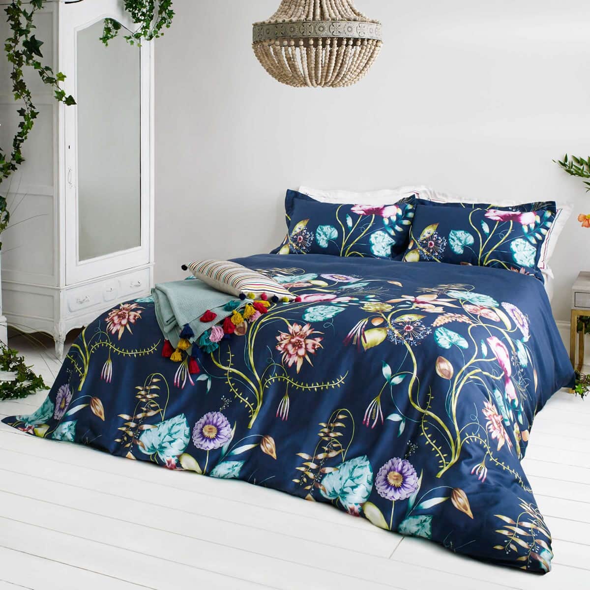 Harlequin Quintessence Navy large