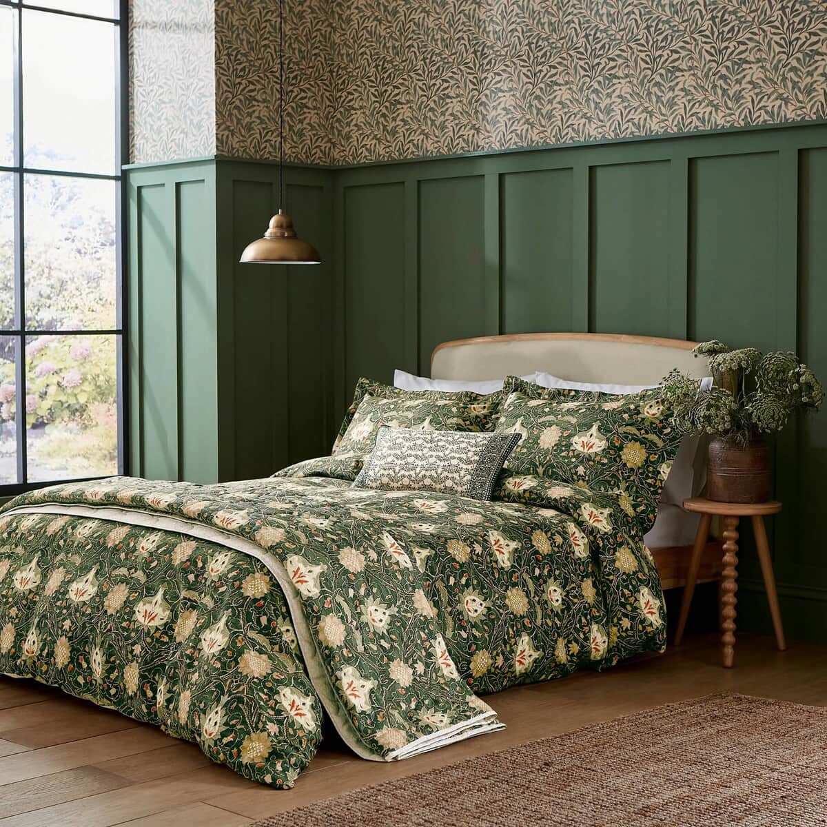 William Morris Montreal Forest large