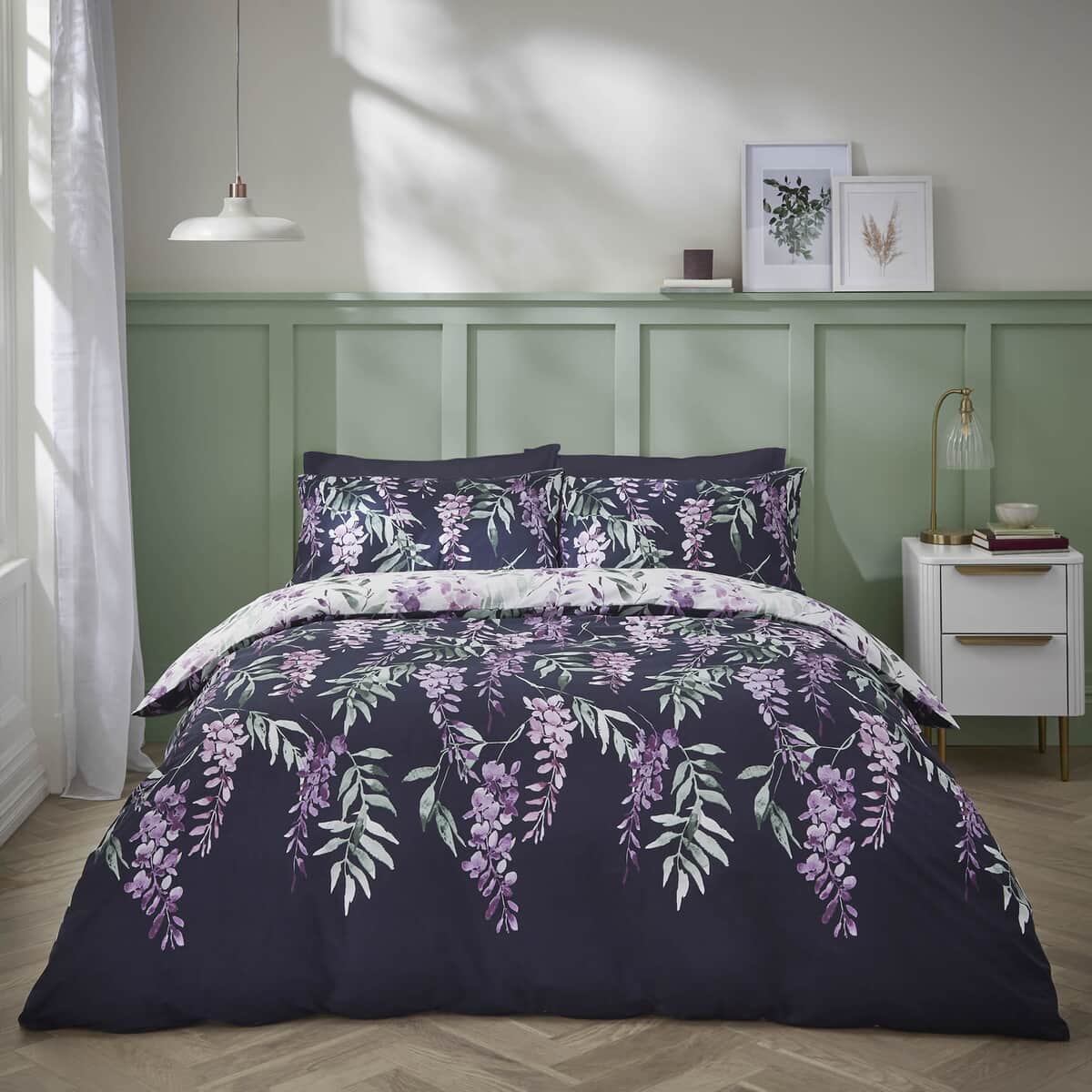 Catherine Lansfield Wisteria White and Navy large