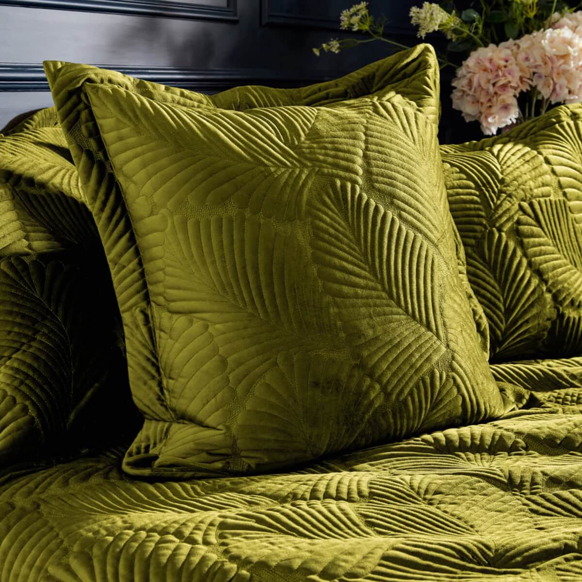 Paoletti Palmeria Cushion Moss large