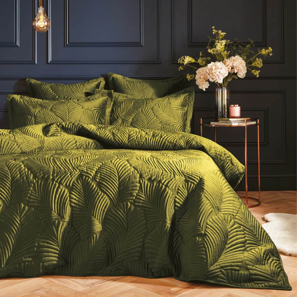 Paoletti Palmeria Quilted Moss large