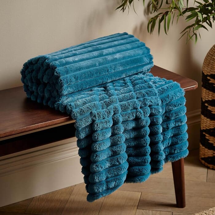Catherine Lansfield Cosy Ribbed Throw Teal large