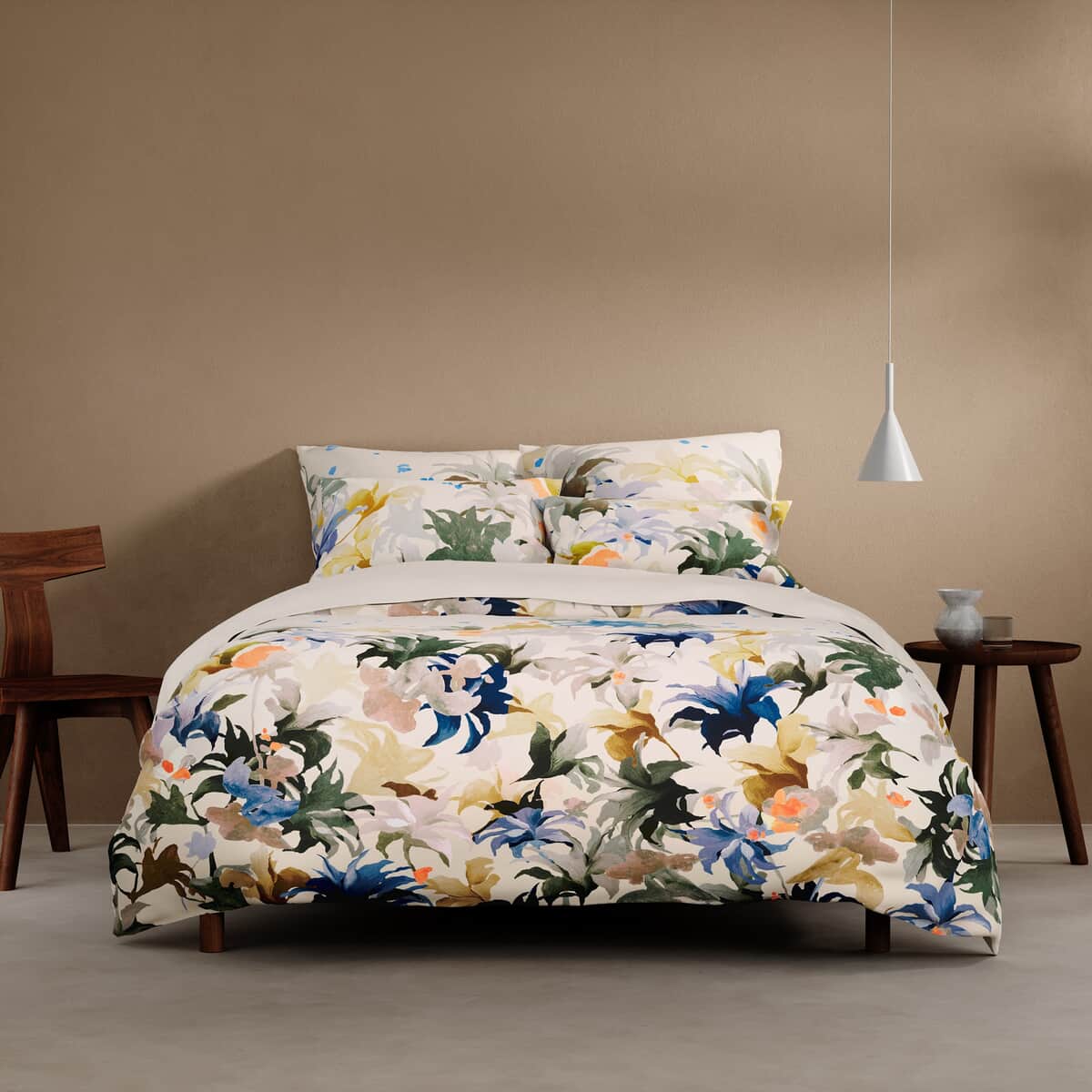 Sheridan Laria large