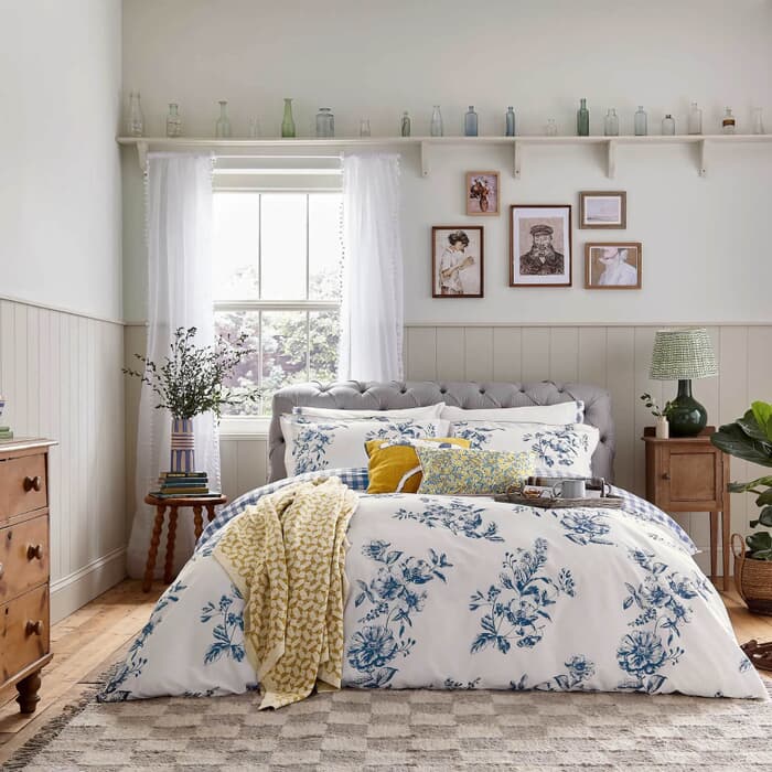 Joules Honey Floral Navy large