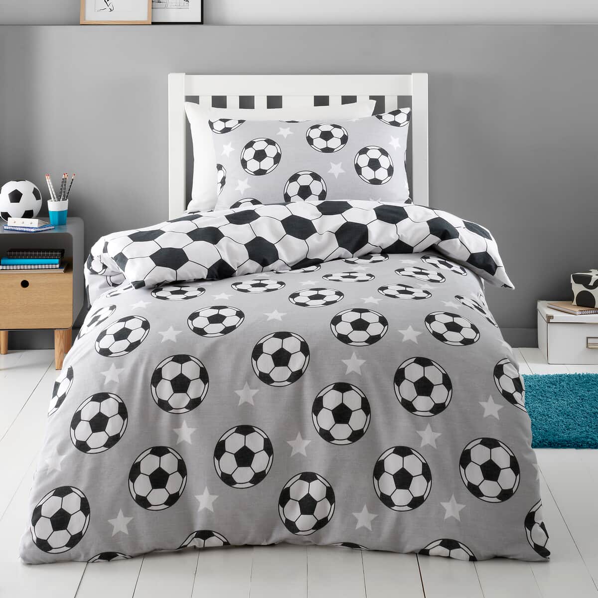 Catherine Lansfield Brushed Football Stars large