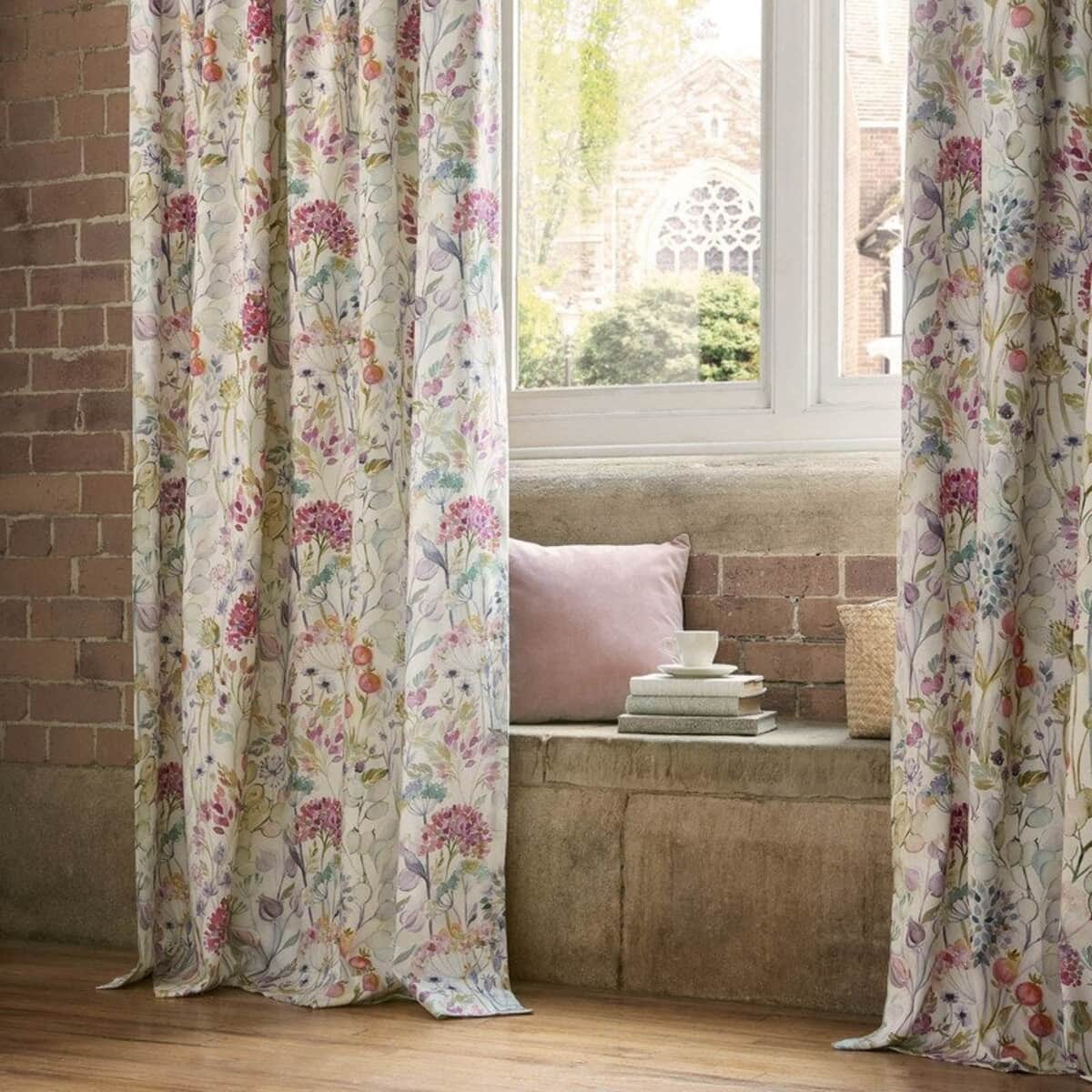 Voyage Maison Country Hedgerow Curtains Lotus large
