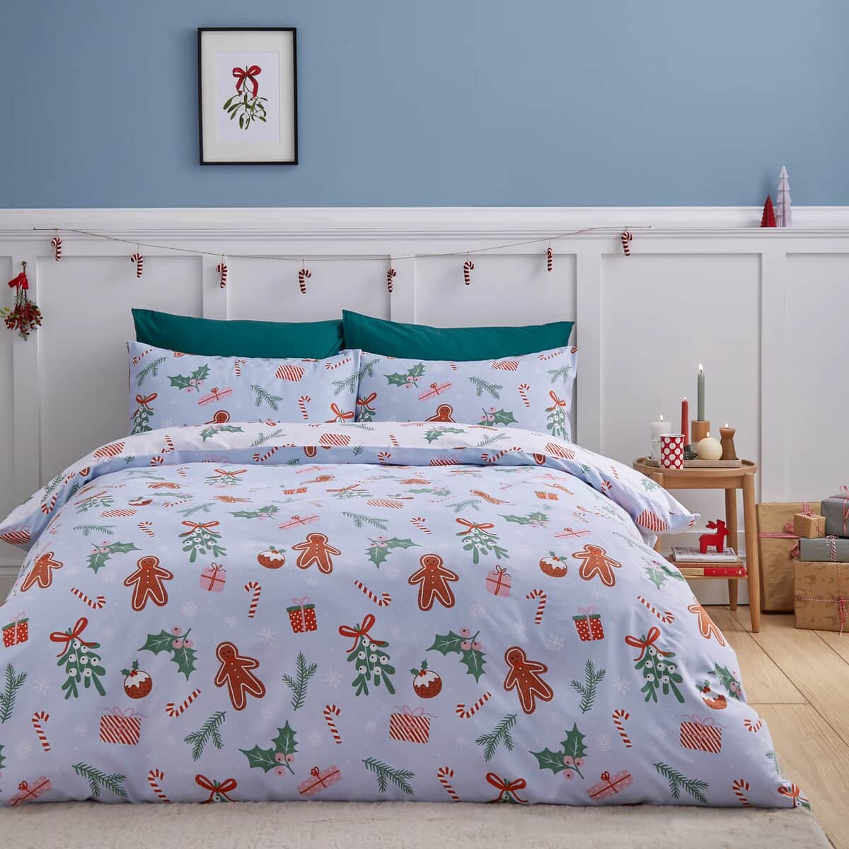 Catherine Lansfield Christmas Gingerbread Blue large