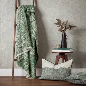 Marigold Throw Leaf Green
