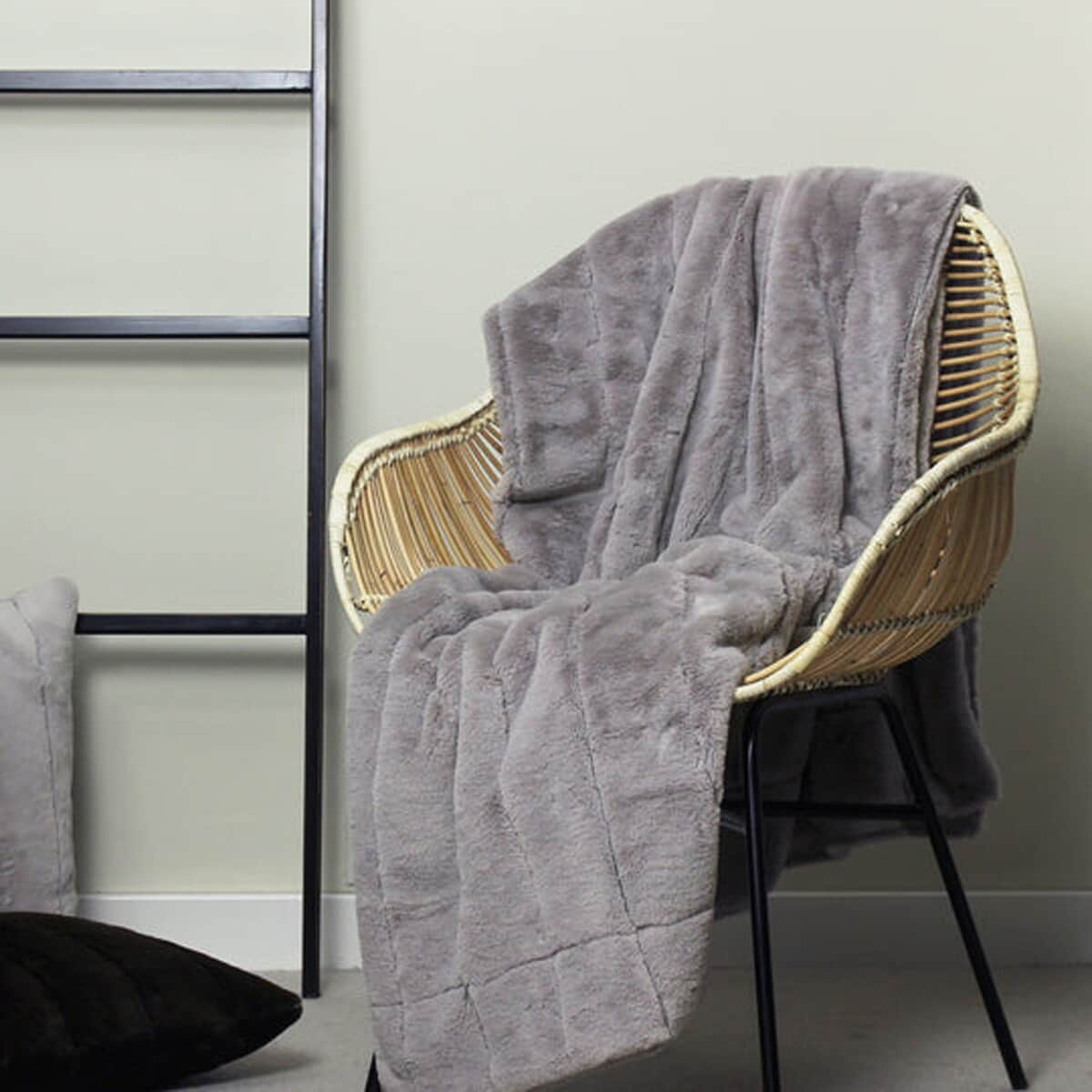 Paoletti Empress Faux Fur Throw Grey large