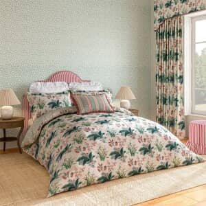 Enys Garden in Blush and Sage
