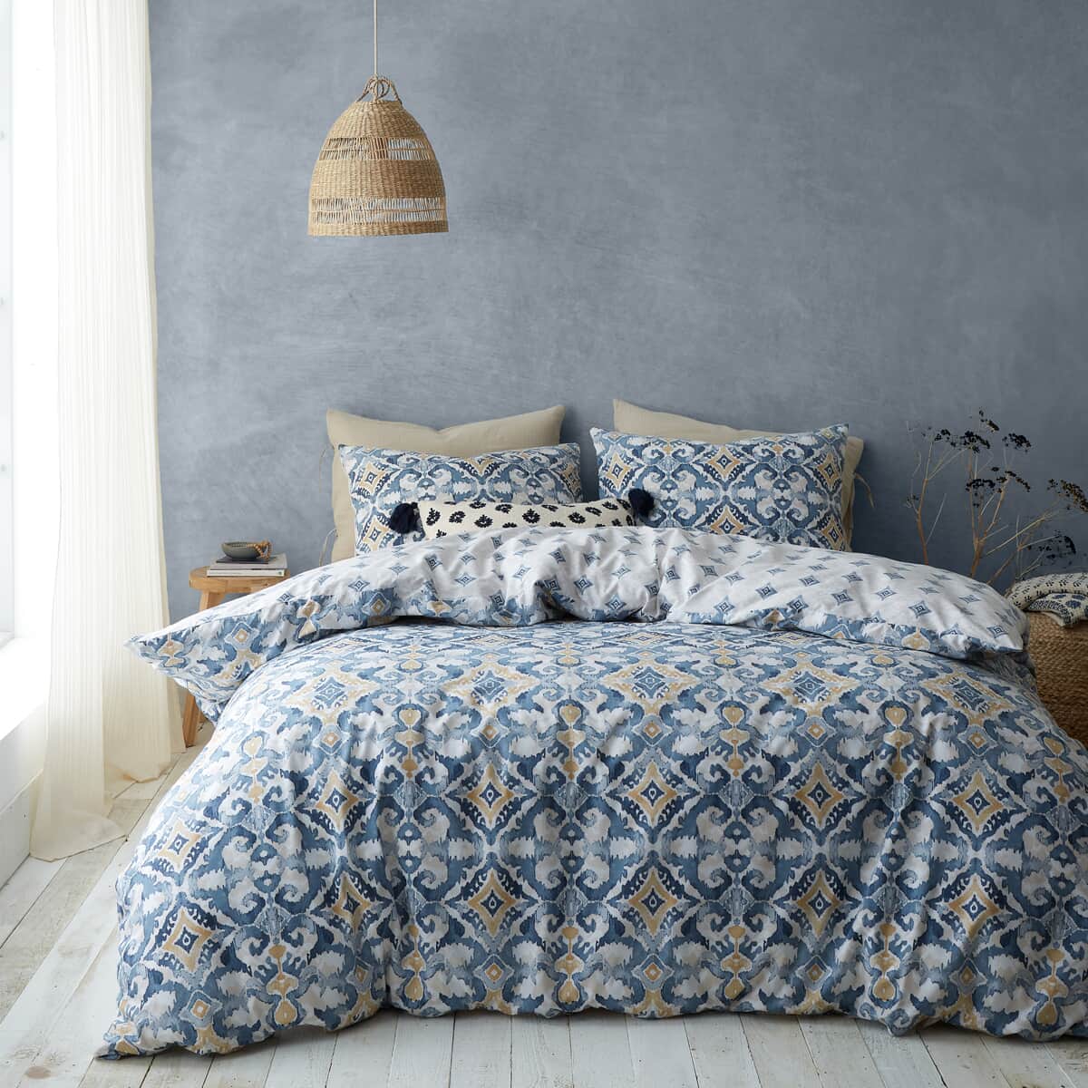 Pineapple Elephant Inara Ikat Indigo large