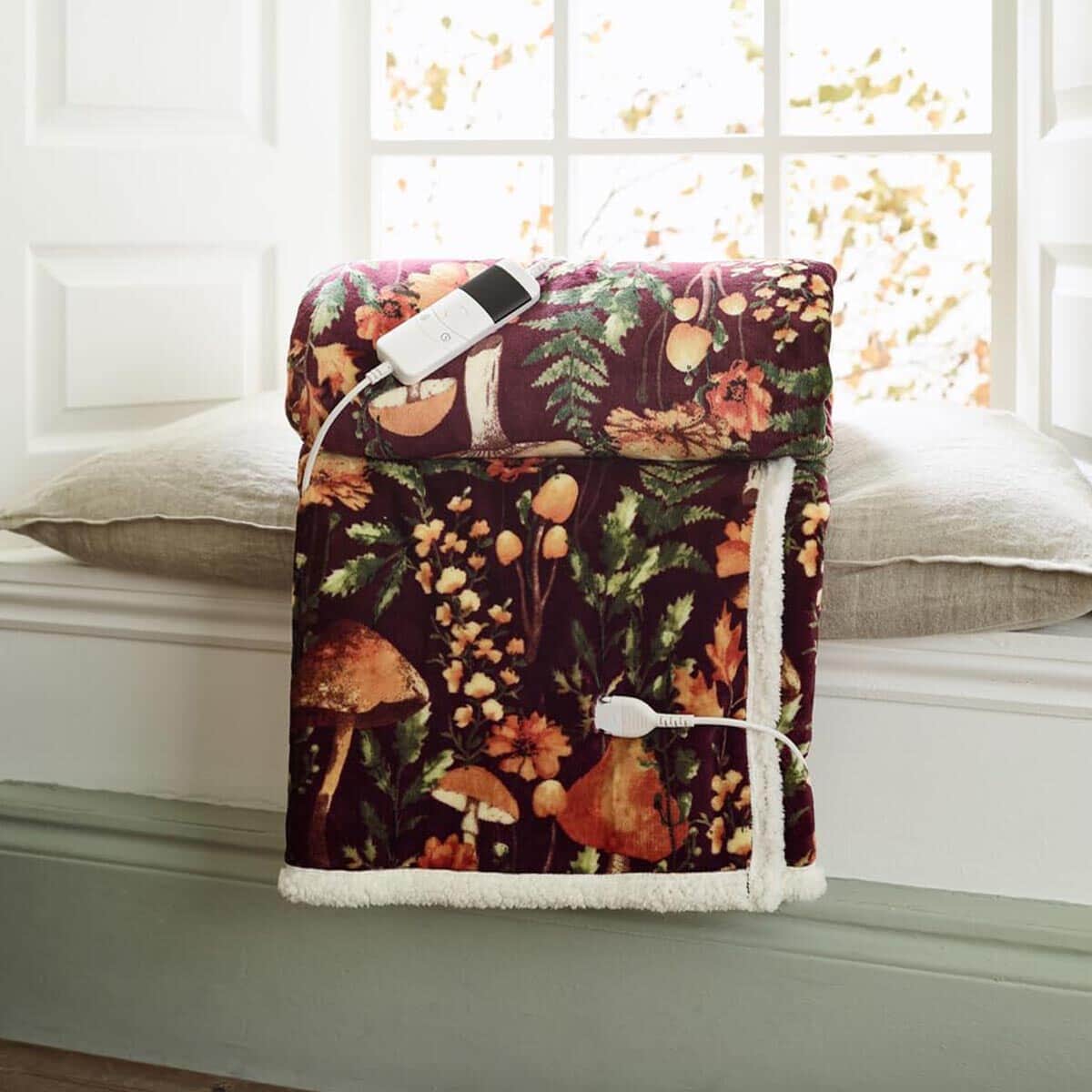 Deyongs Heated Throw Mushroom Wine large