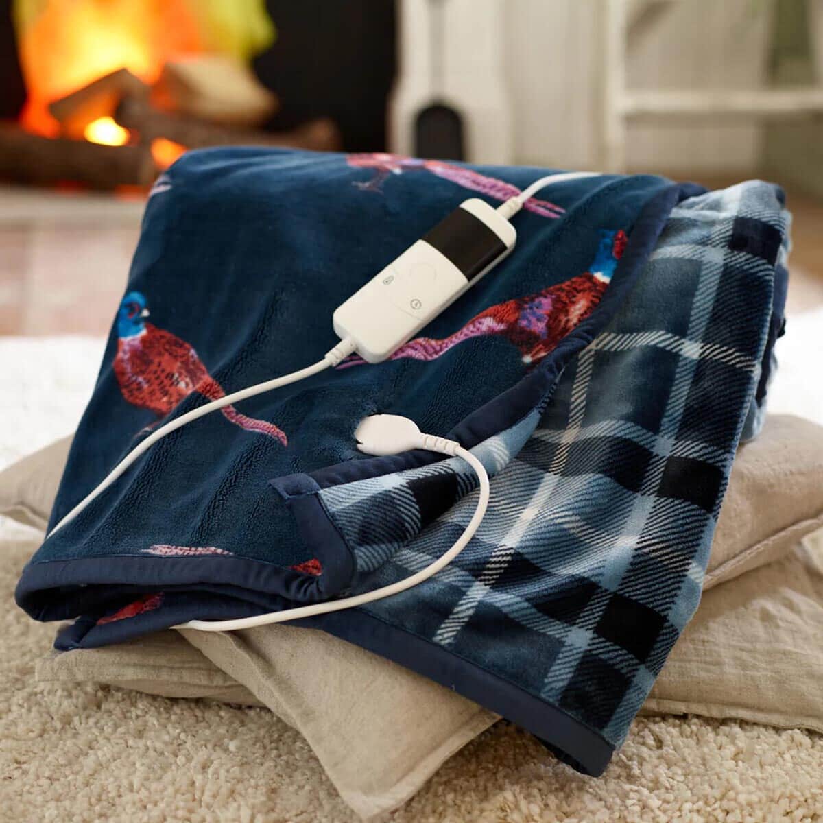 Lyndon Company Pheasant Sherpa Heated Throw large