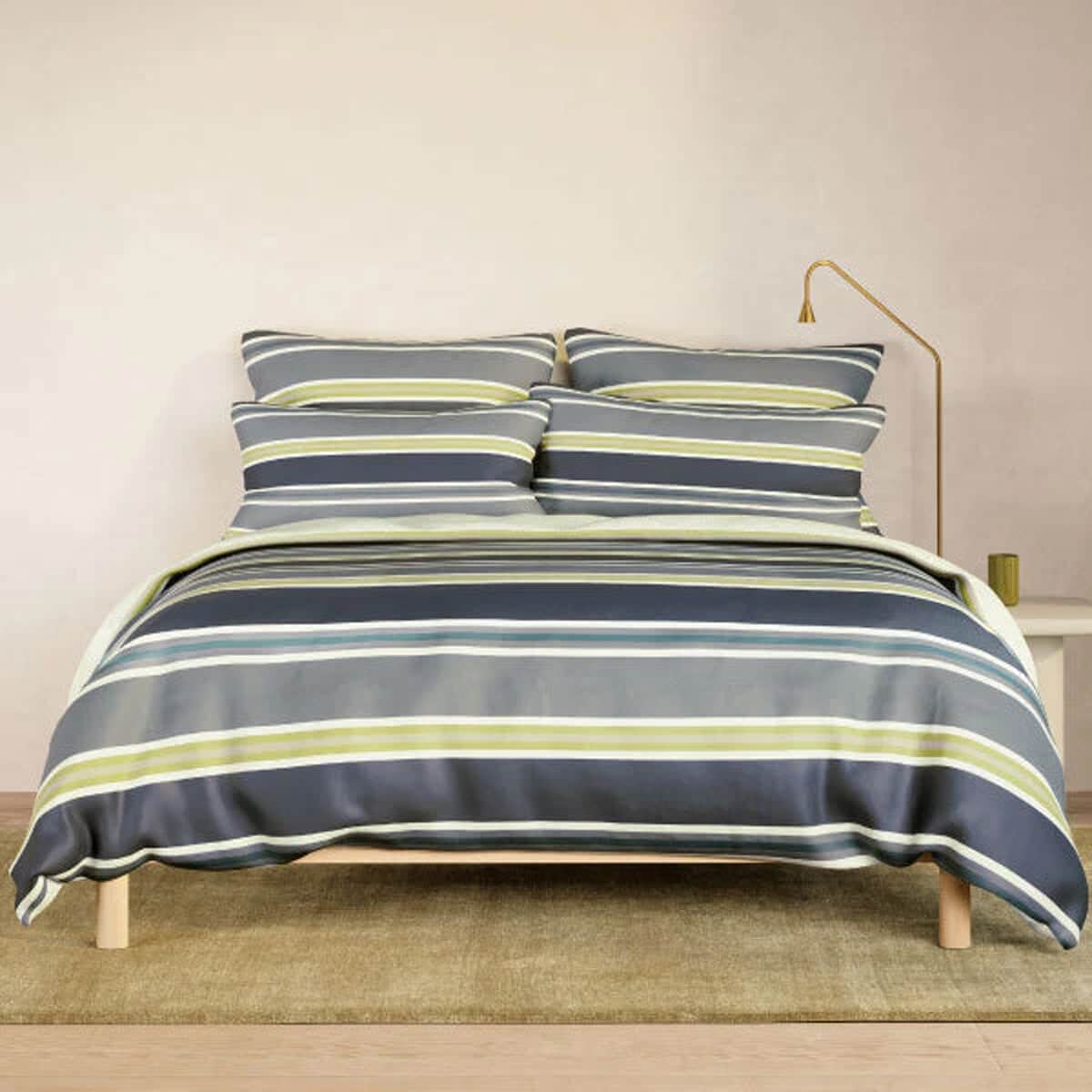 Sheridan Hollard Riviera large