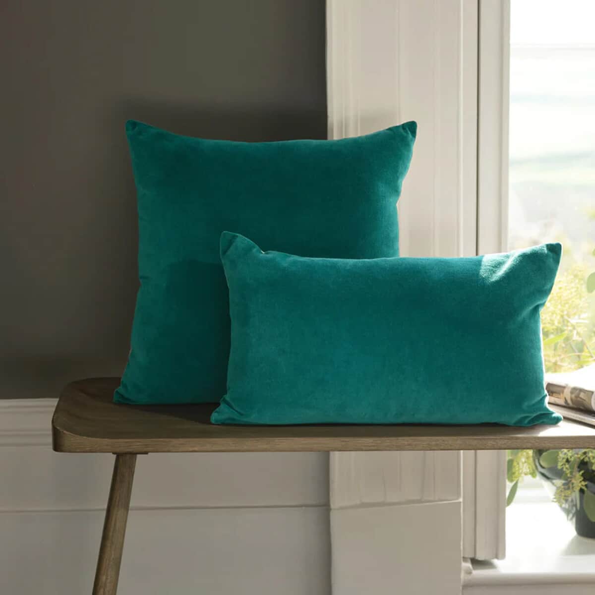 Christy Jaipur Cushion Peacock large