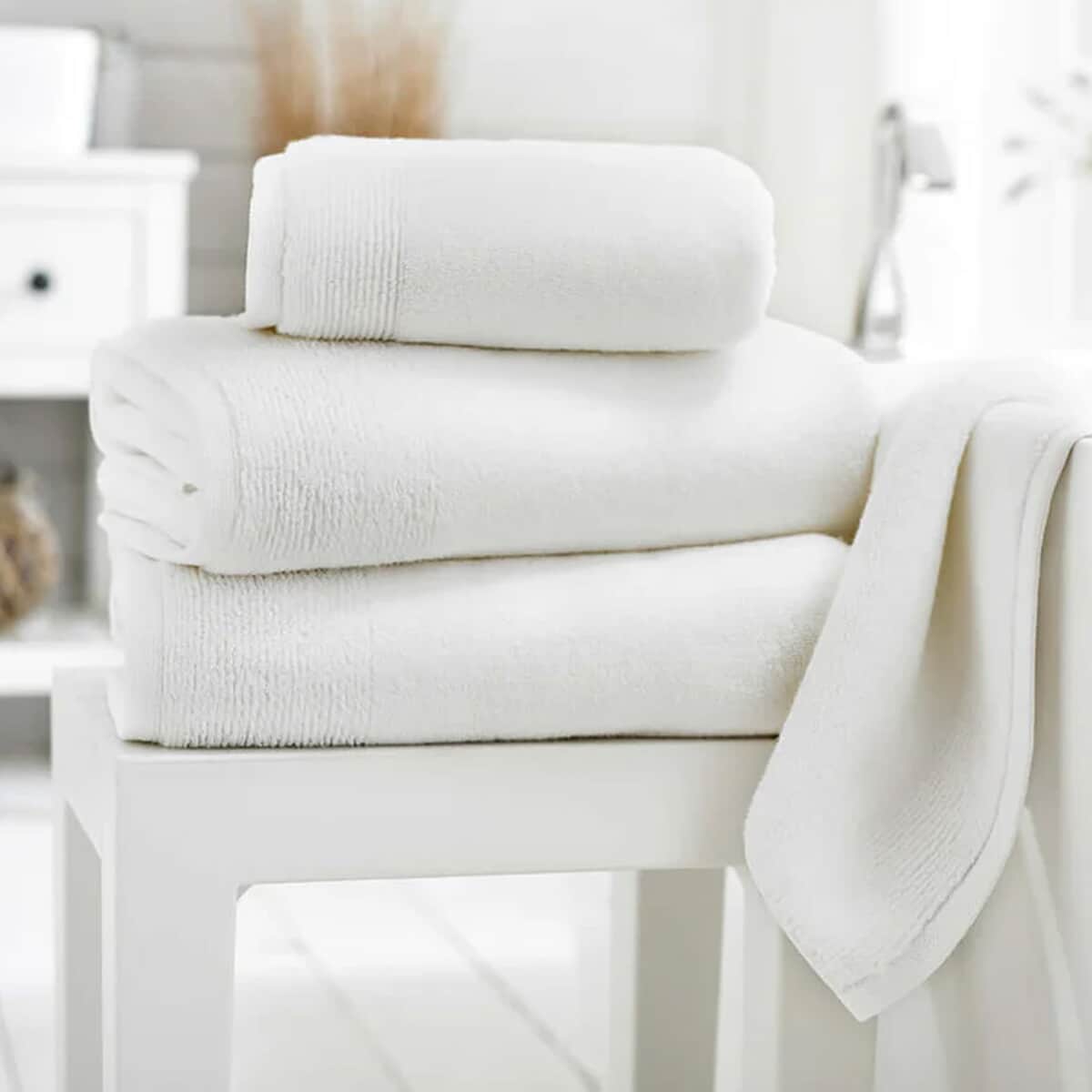 Deyongs Palazzo 800gsm White large