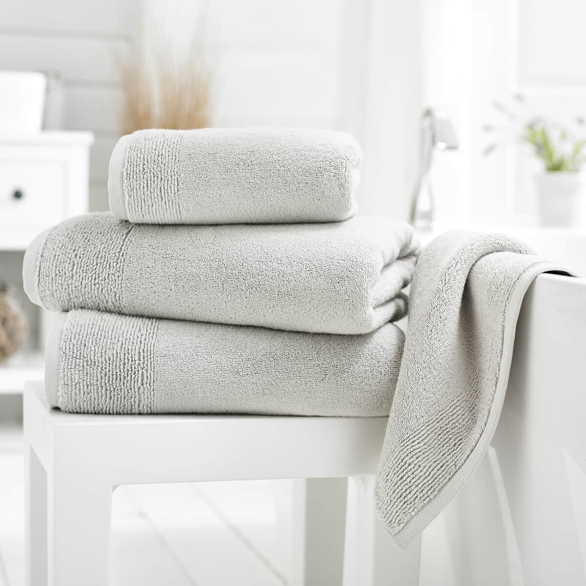 Deyongs Palazzo 800gsm Silver large