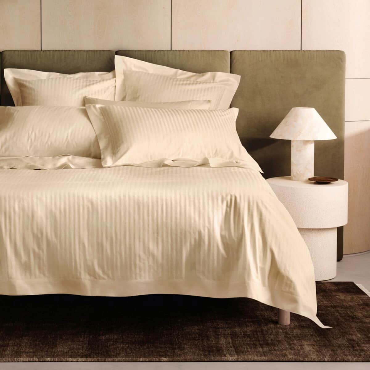 Sheridan Deluxe Millennia Champagne large