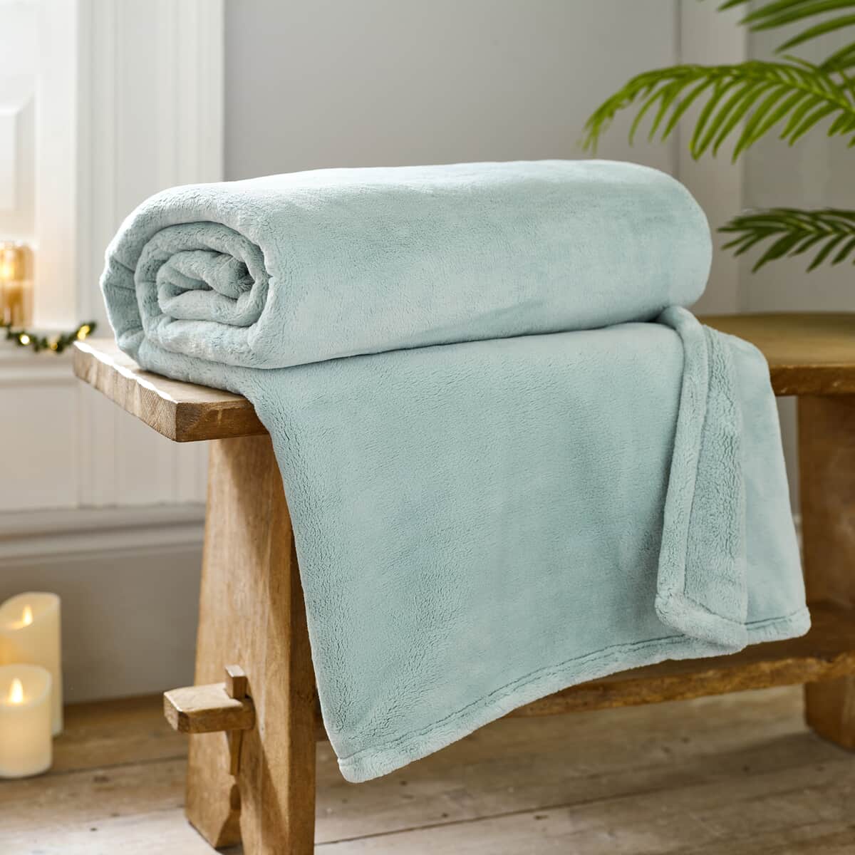 Lyndon Company Coco Touch Throw Sky large