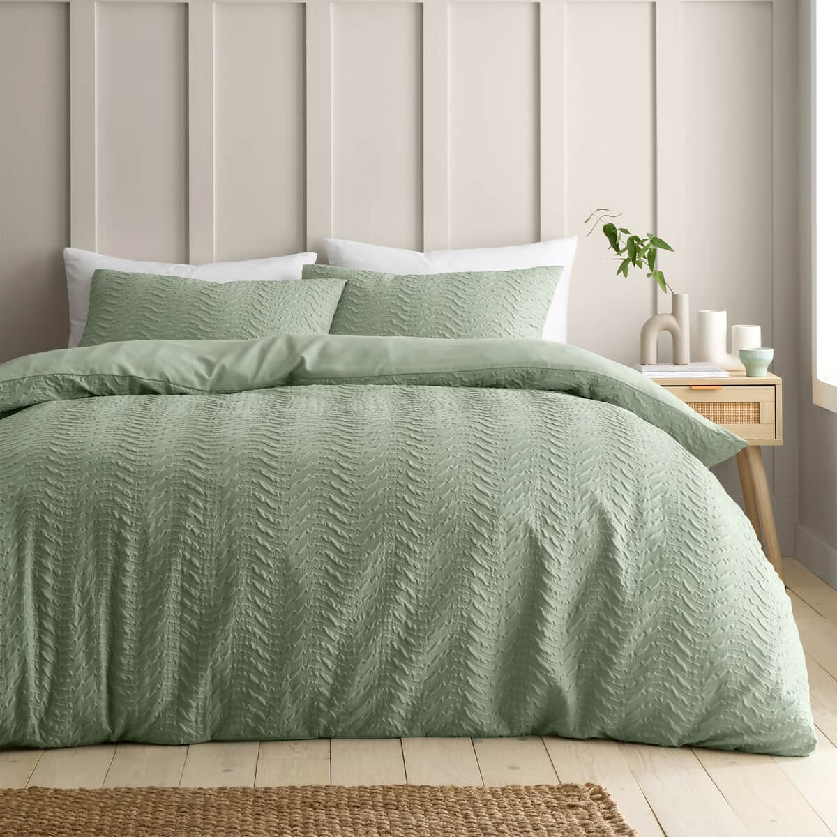 Catherine Lansfield Heatset Wave Mint large
