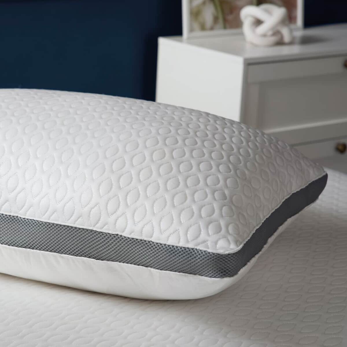 Belledorm Cooling Pillow large