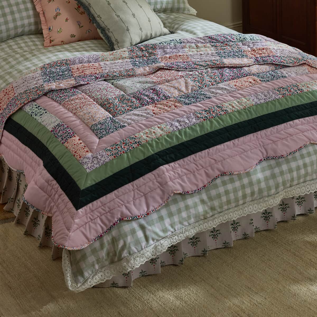 Cath Kidston Heirloom Patchwork Throw large