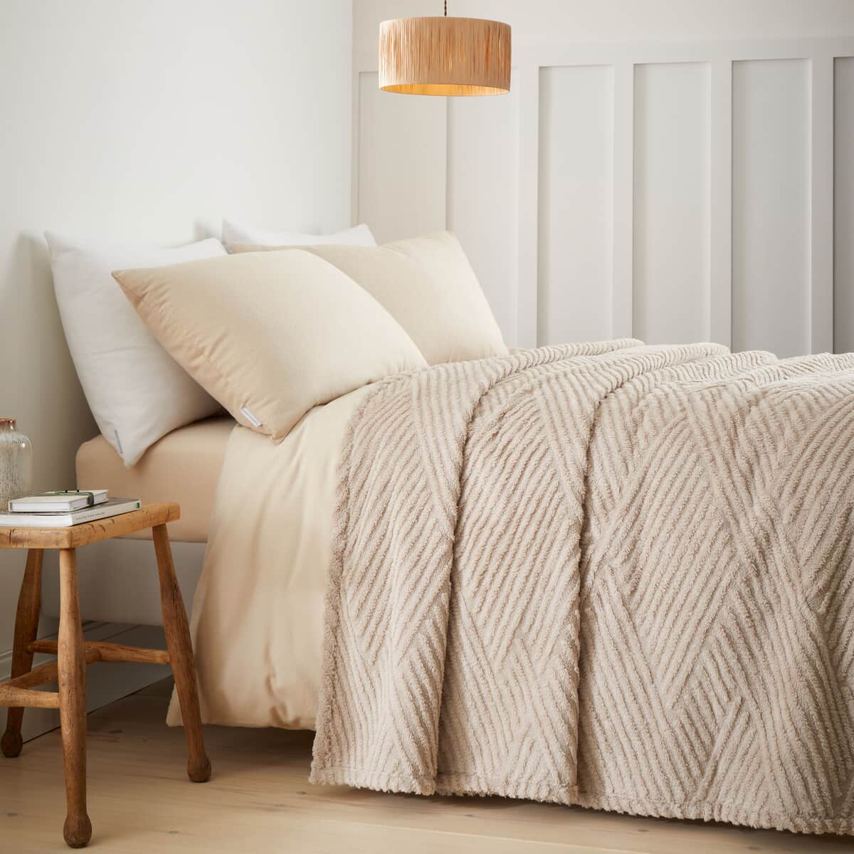 Catherine Lansfield Heat Buddy Super Thermal Blanket Natural large